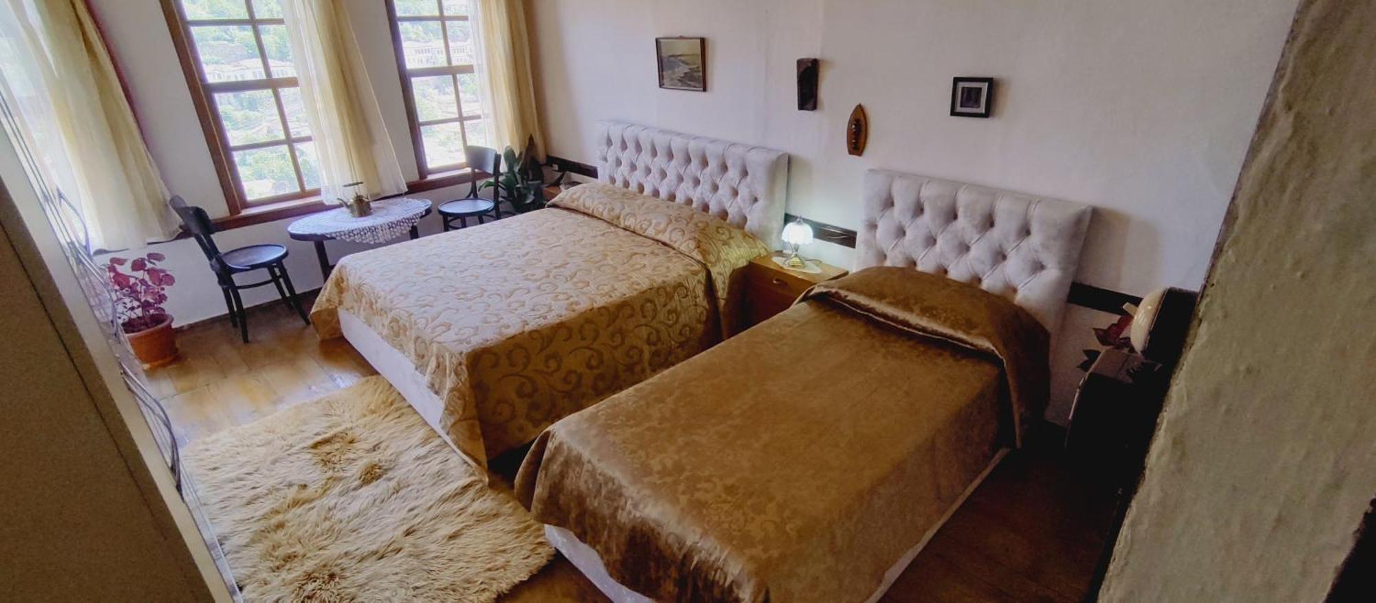 Guest House Panorama Μπεράτ Εξωτερικό φωτογραφία